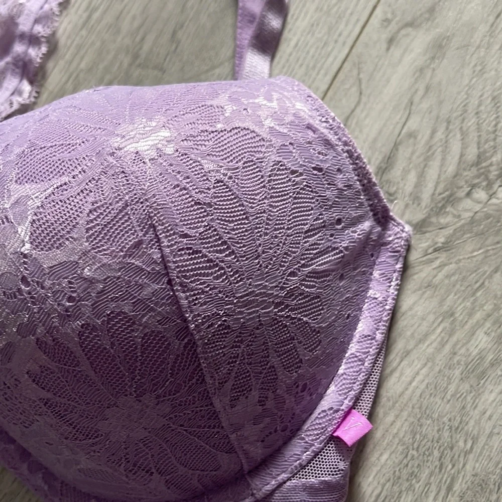 Victoria secret from closure push up bra 34 D new with tags - Picture 3 of 5